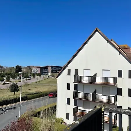 Apartment Magnifique Avec Mezzanine Pres Thalasso Cabourg